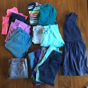 Primary Clothing Bundle (size 2T-3T)